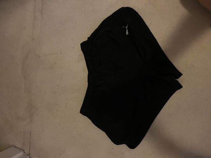 Puma sportbroekje maat M, Kleding | Dames, Sportkleding, Nieuw, Maat 38/40 (M), Zwart, Ophalen of Verzenden