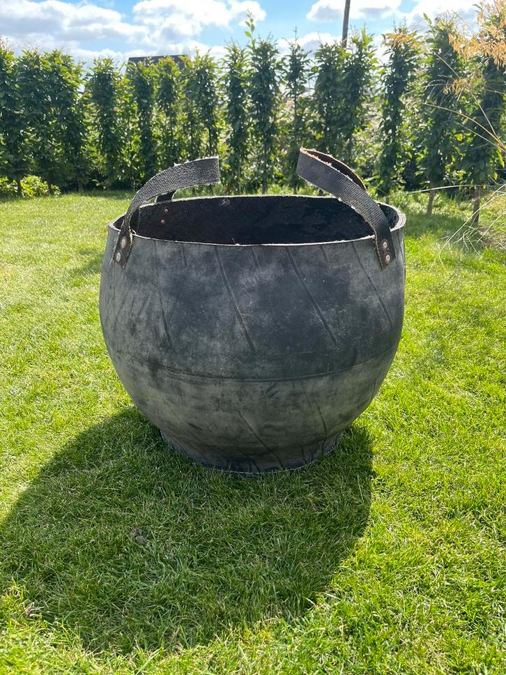 Stoere grote rubberen mand, Huis en Inrichting, Woonaccessoires | Schalen en Manden, Zo goed als nieuw, Rechthoekig, Overige materialen