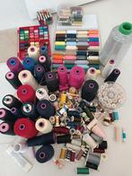 Grote verzameling naaigaren diverse kleuren, Ophalen of Verzenden, Zo goed als nieuw, Garen of Naald(en)