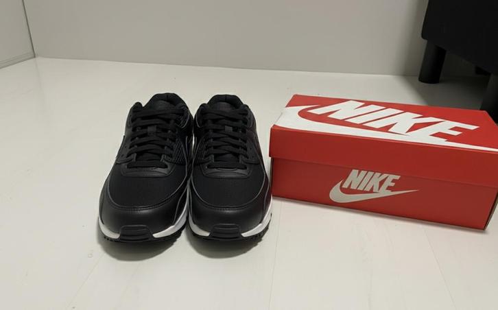 Nike Air Max 90 Zwart/Wit, Kleding | Heren, Schoenen, Nieuw, Sneakers of Gympen, Zwart, Ophalen of Verzenden