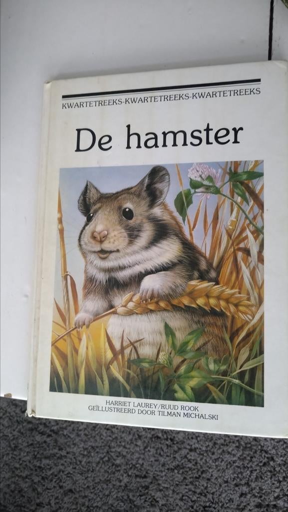 De hamster kwartetreeks dierenboek dieren, Ophalen of Verzenden, Zo goed als nieuw, Overige diersoorten