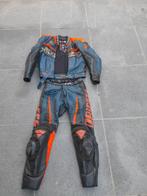 Leder dainese motorpak 2 delig.
Maat 50, Motoren, Kleding | Motorkleding, Ophalen, Tweedehands, Combipak
