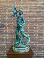 Grote bronzen sculptuur “Jagersjongen met jacht trofee”, Ophalen