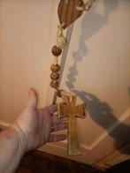 Houten rozenkrans met kruis en hart, Ophalen