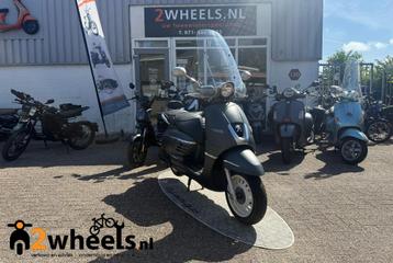 Peugeot Django Euro4 45km/h, 2021, Mat grijs, 6034 km beschikbaar voor biedingen
