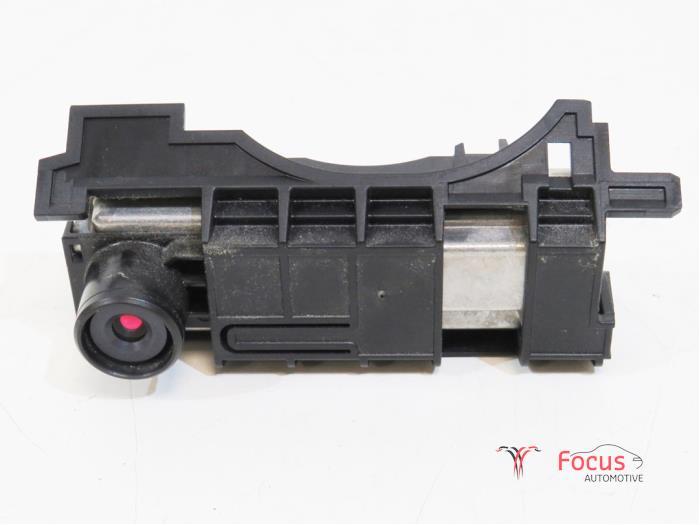 Camera voorzijde van een Renault Twingo, Ophalen of Verzenden, 12 maanden garantie, Gebruikt, Renault