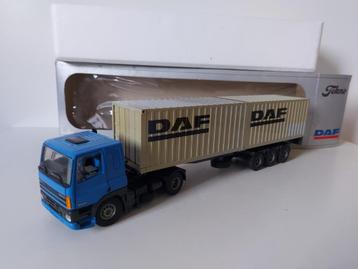 Tekno Daf 85-360 demo met 3 as containeroplegger beschikbaar voor biedingen