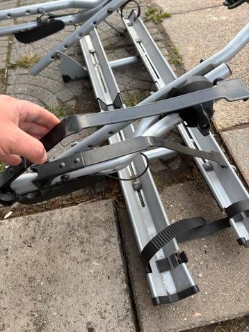 Thule Achterklep Fietsendrager - 2 Fietsen click on beschikbaar voor biedingen