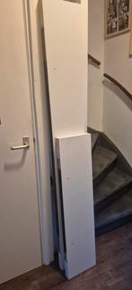 2  witte LACK Wandplanken van Ikea., Ophalen