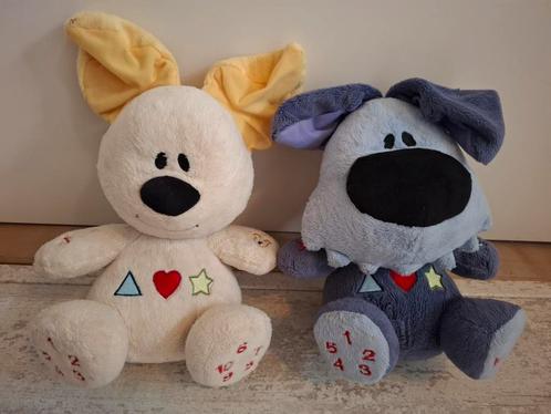 Pratende en zingende Woezel en Pip knuffel, Kinderen en Baby's, Speelgoed | Knuffels en Pluche, Zo goed als nieuw, Hond, Ophalen of Verzenden