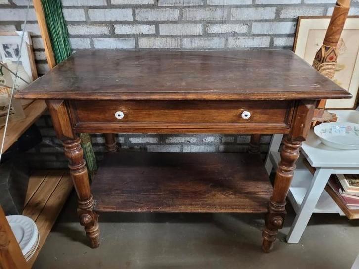Oude side table hout landelijk brocante, Huis en Inrichting, Tafels | Sidetables, Gebruikt, 25 tot 50 cm, Rechthoekig, Ophalen