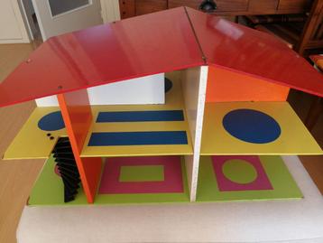 Poppenhuis vintage  beschikbaar voor biedingen