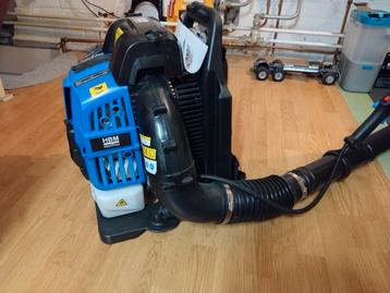 Te koop  ongebruikte 4 takt bladblazer rug gedragen  beschikbaar voor biedingen