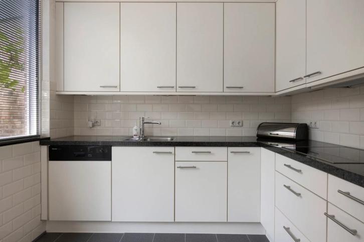 Keuken - gratis op te halen wanneer je zelf komt demonteren, Huis en Inrichting, Keuken | Complete keukens, Gebruikt, Hoekkeuken