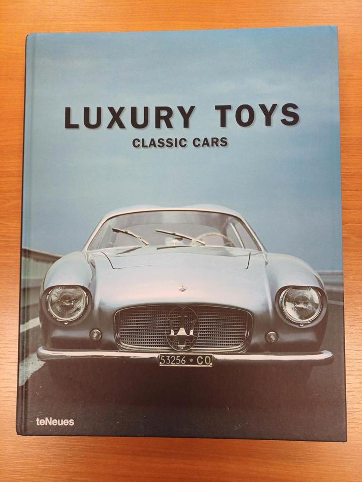 Boek Luxury Toys Classic Cars, Boeken, Auto's | Boeken, Zo goed als nieuw, Algemeen, Ophalen