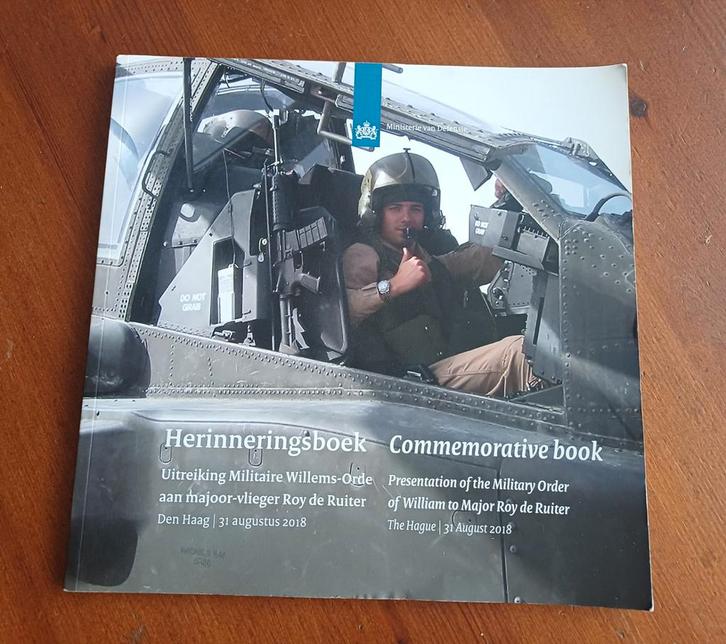 Herinneringboek Militaire Willemsorde Roy de Ruiter, Boeken, Oorlog en Militair, Zo goed als nieuw, 1945 tot heden, Ophalen of Verzenden
