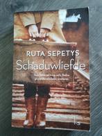 Schaduwliefde, Ruta Sepetys, Ophalen of Verzenden, Gelezen