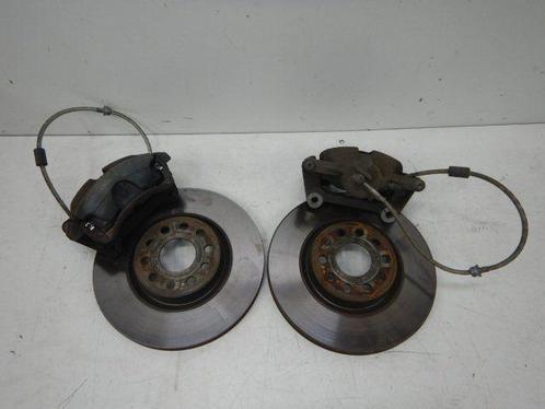 VW Golf 7 Remset voorzijde Links Rechts remschijven + klauwe, Auto-onderdelen, Remmen en Aandrijving, Volkswagen, Gebruikt, Ophalen of Verzenden