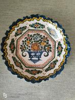 Makkum Aardewerk Bord met Bloemmotief, Antiek en Kunst, Ophalen