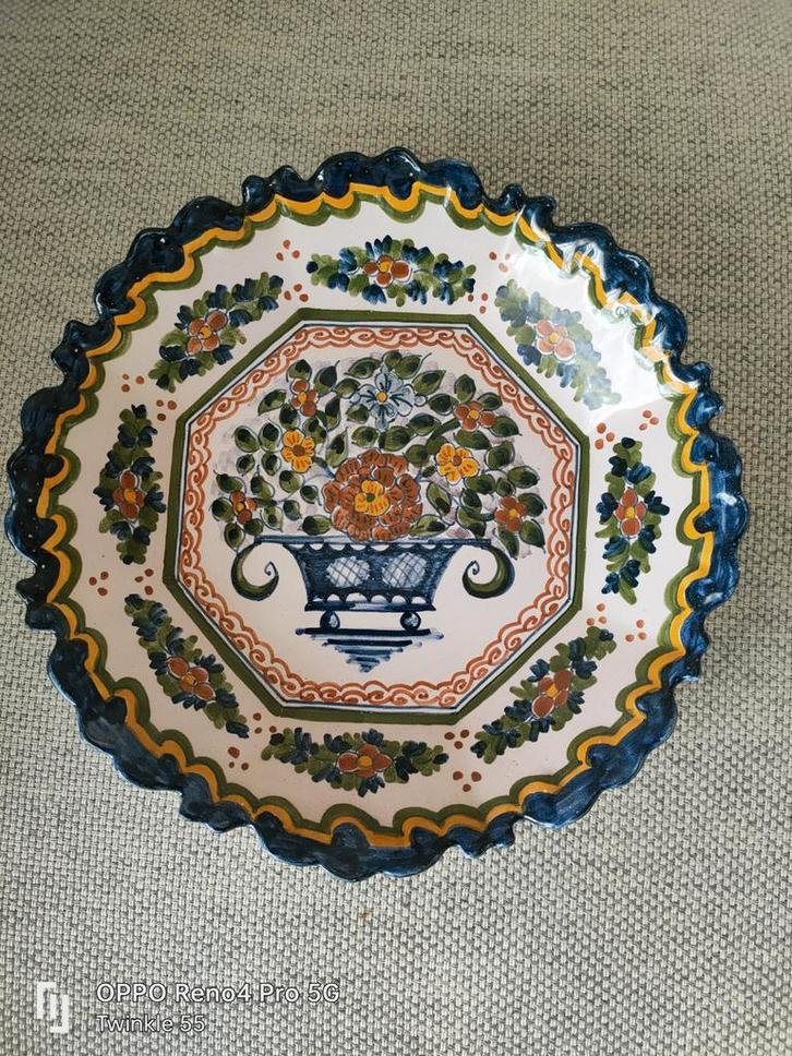 Makkum Aardewerk Bord met Bloemmotief, Antiek en Kunst, Antiek | Wandborden en Tegels, Ophalen