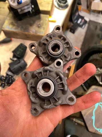 Derbi cilinder onderdelen beschikbaar voor biedingen