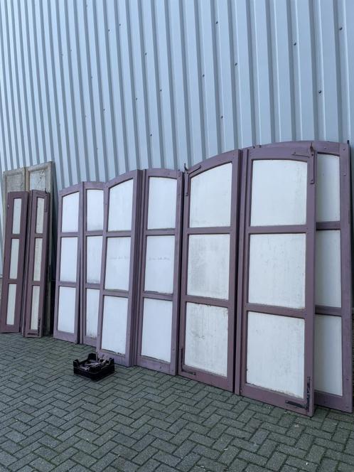 Prachtig antieke set massieve luiken, Doe-het-zelf en Verbouw, Deuren en Horren, Zo goed als nieuw, Overige typen, Hout