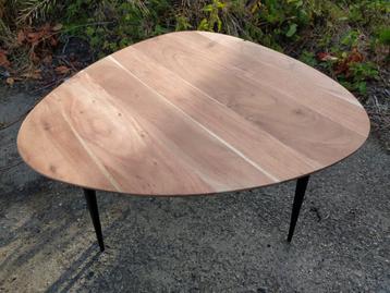 Design bijzettafel, mooi model, max 58 cm breed, 45 cm hoog beschikbaar voor biedingen