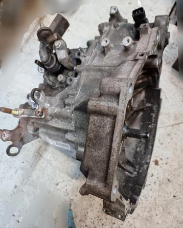 Honda Civic Coupe 2004 Versnellingsbak - D5B beschikbaar voor biedingen