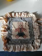 sloop voor sierkussen met beertje—met ruche rand, Ophalen of Verzenden, Zo goed als nieuw