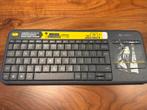 Logitech K400 Plus Draadloos Toetsenbord met Touchpad, Gebruikt, Multimediatoetsen, Ophalen of Verzenden, Draadloos
