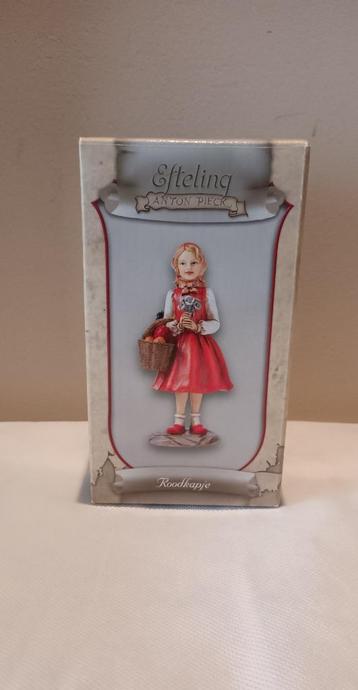 2 x Efteling items Roodkapje in doos en Langnek spaarpot beschikbaar voor biedingen