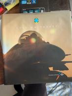 Boek over de luchtmacht , eyes on target, Ophalen of Verzenden, Luchtmacht, Nederland, Boek of Tijdschrift