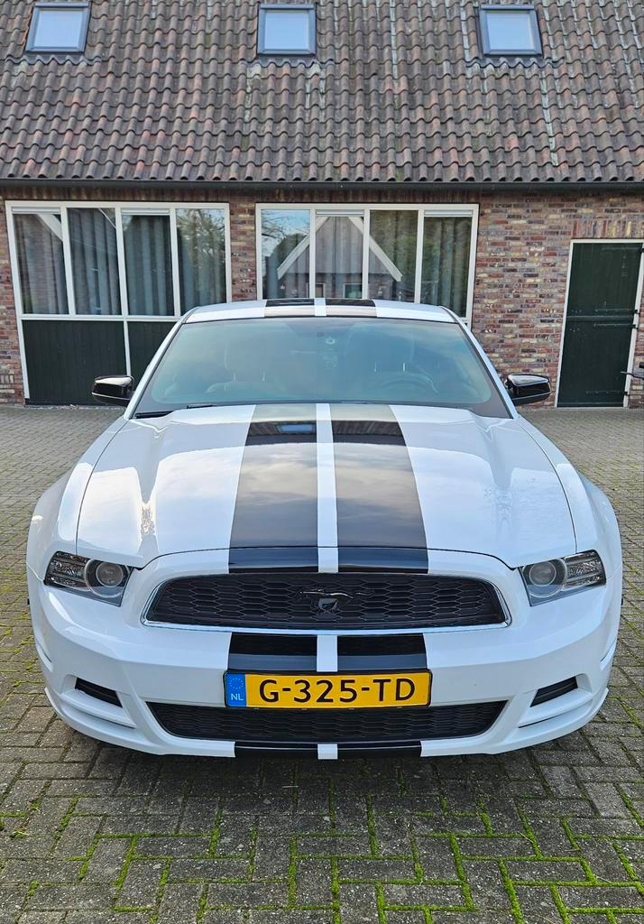 Ford Mustang 3.7 v6 2014 Wit, Auto's, Ford, Particulier, Benzine, Coupé, Geïmporteerd, Wit, Ophalen