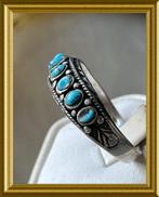 Oude zilveren ring met turkoois blauwe steentjes, Navajo, Sieraden, Tassen en Uiterlijk, Ophalen of Verzenden, Zilver, Ring, Met edelsteen