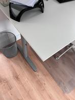 Wit bureau, Huis en Inrichting, Bureaus, Ophalen, In hoogte verstelbaar, Gebruikt, Bureau