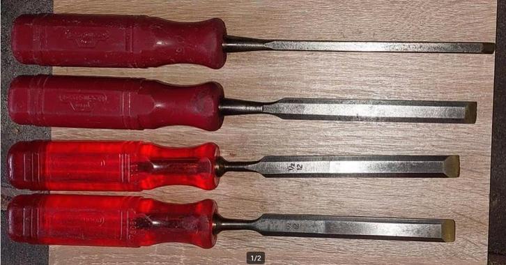 Nooitgedagt beitels. 4stuks, 1 x 6mm en 3 x 12 mm., Doe-het-zelf en Verbouw, Gereedschap | Handgereedschap, Zo goed als nieuw