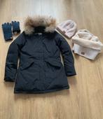 Set Woolrich jas xs wanten sjaal en muts, Kleding | Dames, Zwart, Ophalen of Verzenden, Zo goed als nieuw, Woolrich