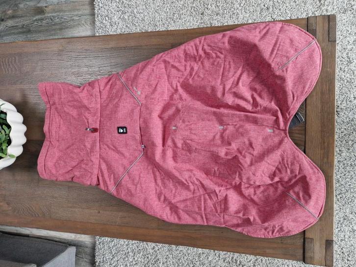 Hurrta winterjas 55cm, Dieren en Toebehoren, Hondenkleding, Zo goed als nieuw, Hondenjas, Ophalen of Verzenden