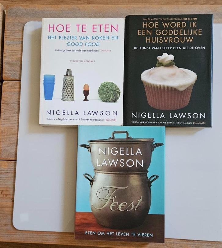 ZGAN 3x kookboeken van Nigella Lawson , Boeken, Kookboeken, Zo goed als nieuw, Voorgerechten en Soepen, Hoofdgerechten, Tapas, Hapjes en Dim Sum