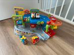 V-tech Toet toet auto garage incl. wegdelen, auto’s en stuur, Kinderen en Baby's, Speelgoed | Vtech, Ophalen, Zo goed als nieuw