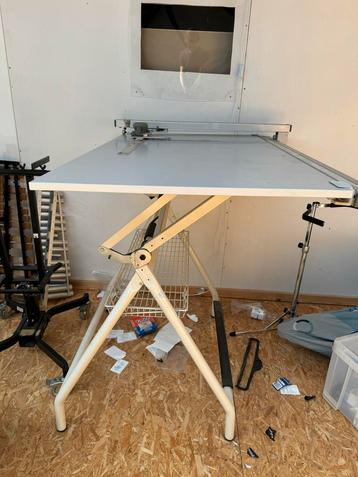 Reiss Tekentafel - Vintage beschikbaar voor biedingen
