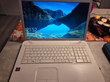Toshiba Satellite laptop - Windows 8 beschikbaar voor biedingen