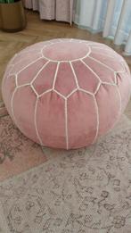 Poef van poufs en pillows velvet., Huis en Inrichting, Banken | Voetenbanken en Poefen, Ophalen, Zo goed als nieuw, Rond, Minder dan 50 cm