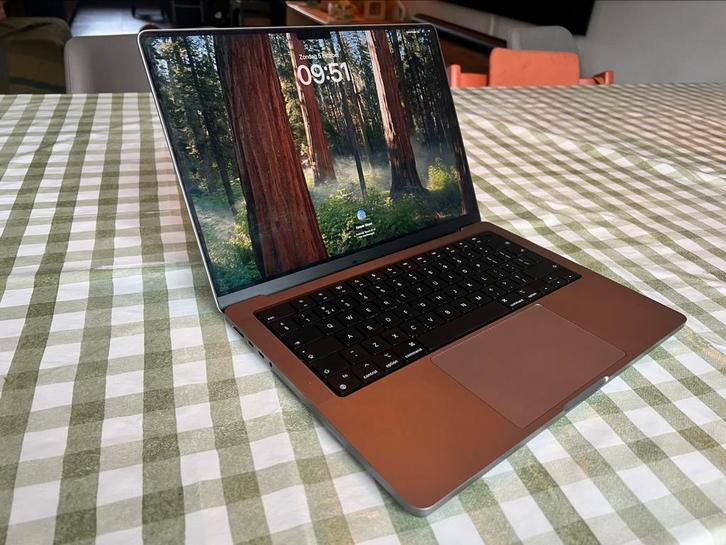 MacBook Pro 14-inch (M1 Pro, 2021) – 1 TB SSD, Computers en Software, Apple Macbooks, Zo goed als nieuw, MacBook Pro, Overige groottes
