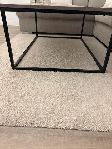Beige tapijt 140x200 beschikbaar voor biedingen