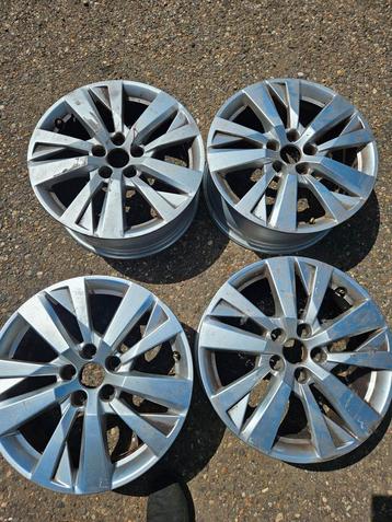 Peugeot 5008 velgen 17 inch ORGINEEL  beschikbaar voor biedingen