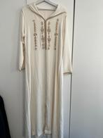 Creme kleurige Djellaba met Borduurwerk, Maat 38/40 (M), Wit, Ophalen of Verzenden, Zo goed als nieuw