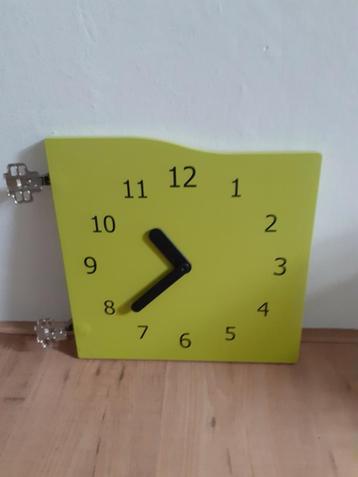 Deur kallax beschikbaar voor biedingen