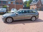Volkswagen Passat 1.6 TDI 88KW BMT Variant DSG 2015 Grijs, Auto's, Volkswagen, 4 cilinders, Origineel Nederlands, Stationwagon