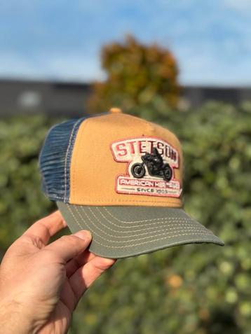 Motorcycle Beige/Olive Trucker Small 52-55 beschikbaar voor biedingen